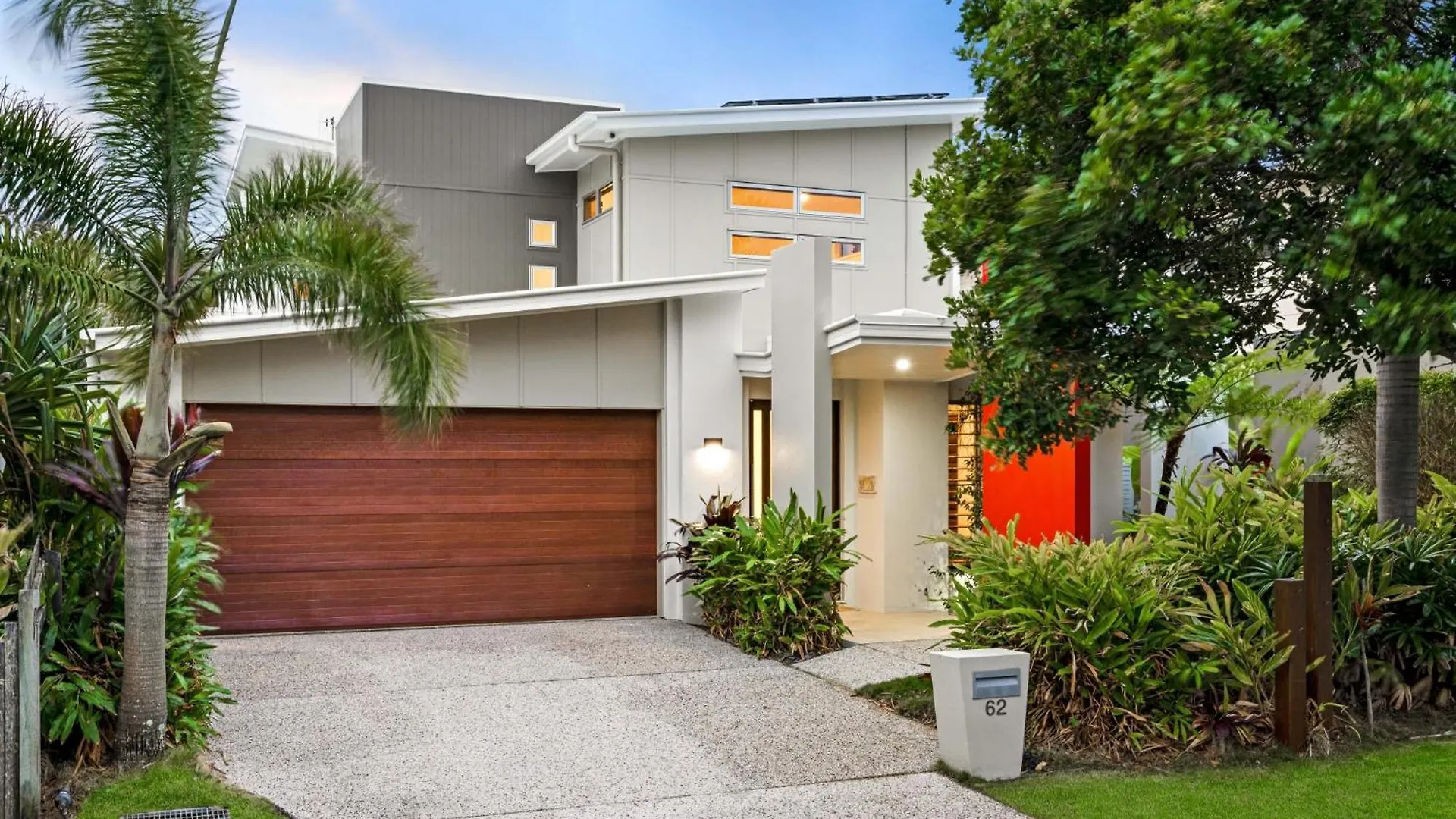 Holiday home Slice Of Heaven By The Sea! Villa Marcoola Australia