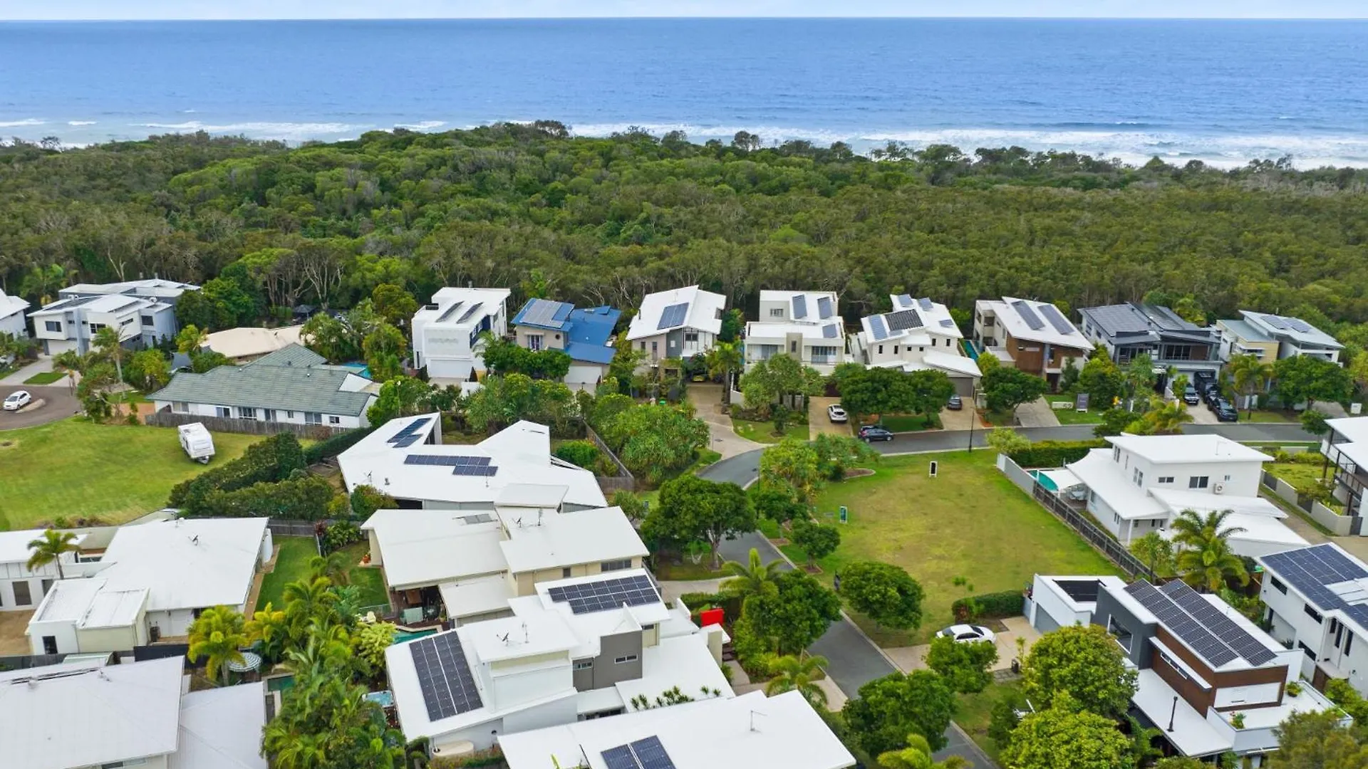 Holiday home Slice Of Heaven By The Sea! Villa Marcoola